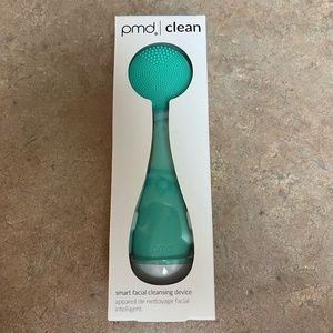 PMD Clean Smart Facial Cleansing Device